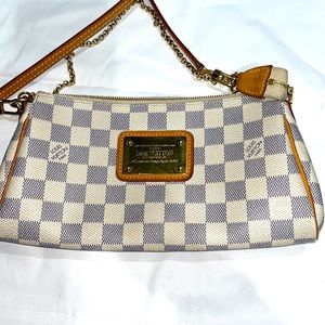 Louis Vuitton Eva Damier Clutch